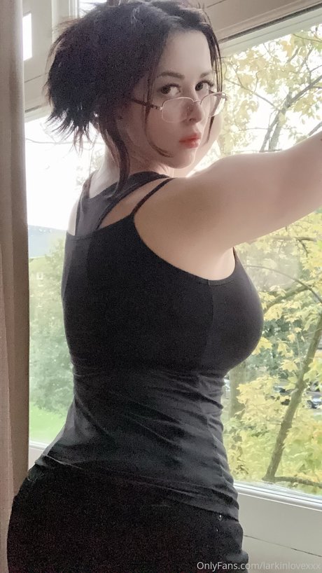 Larkin Love star exclusive images