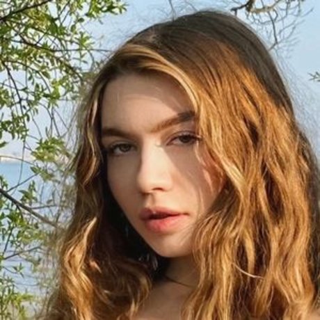 heeyhelly arte estrella porno galerías