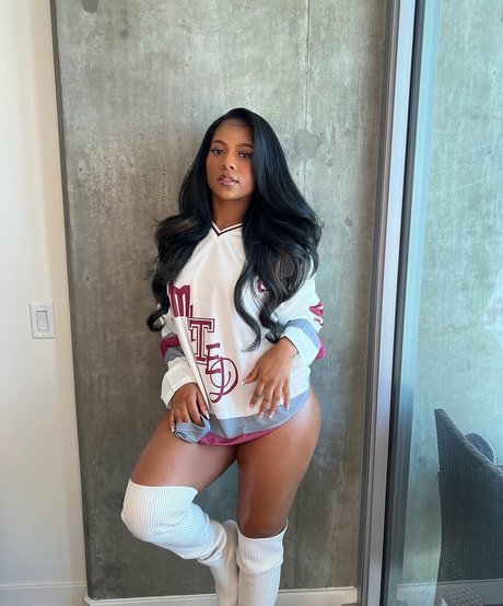 Saleema Mansur modelo sexy galería