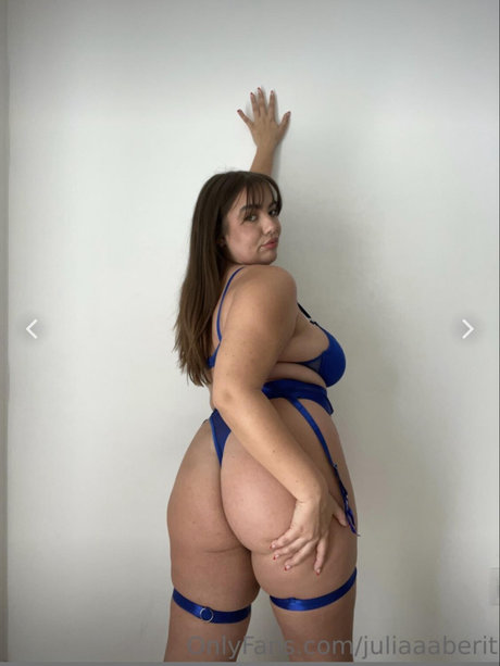 Julia Berit high quality star galleries