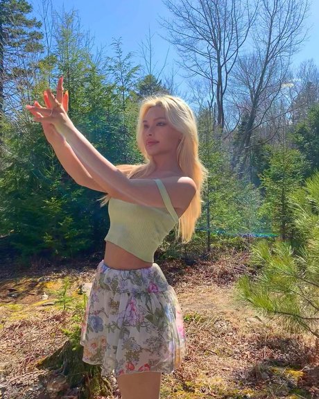 diakimeko haut modèle photo