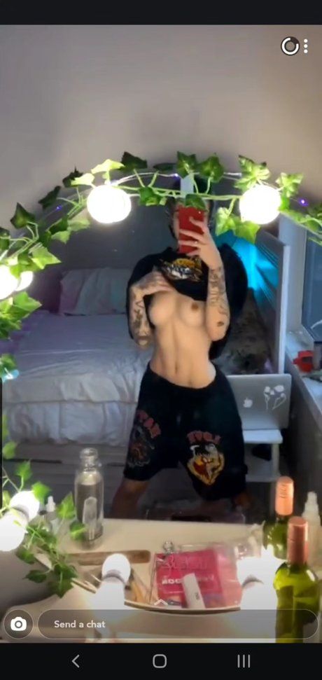 Notsick3_ actrice sexy photos