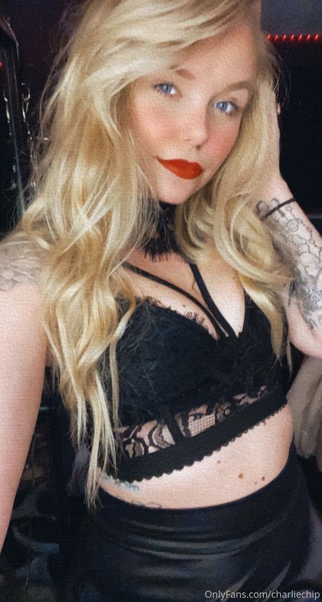 Charlie Chip actrice exclusive des photos