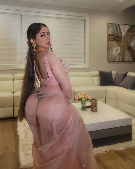 Ms Sethi star best picture