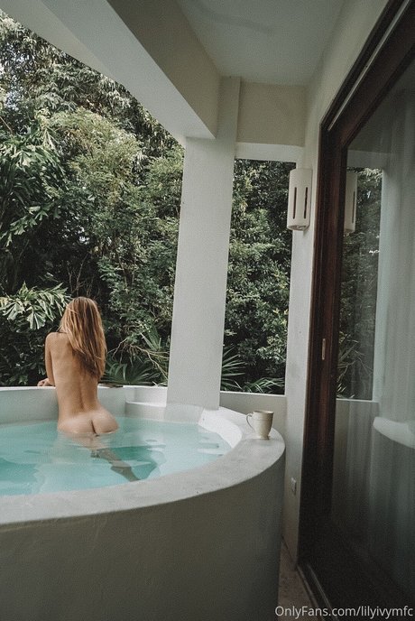 Lilylvy modèle sympa img