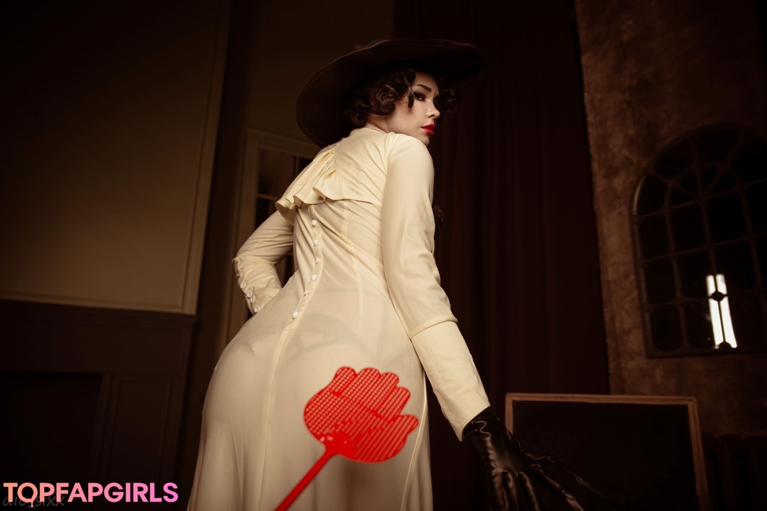 Dio Sixx actriz desnuda archivo