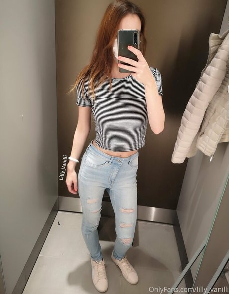 Lilly Vanilli art star du porno archive