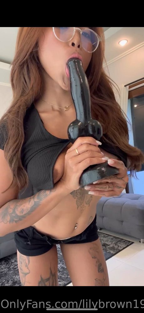 lilybrown2 pretty pornstar pic