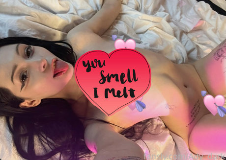 Ady Dark bonita estrella porno imágenes