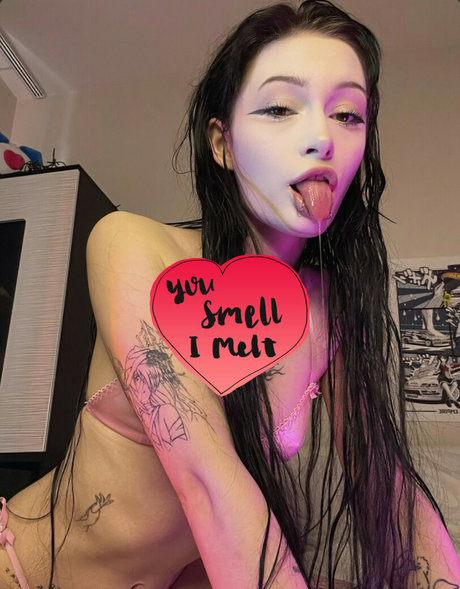 Ady Dark bonita modelo imágenes