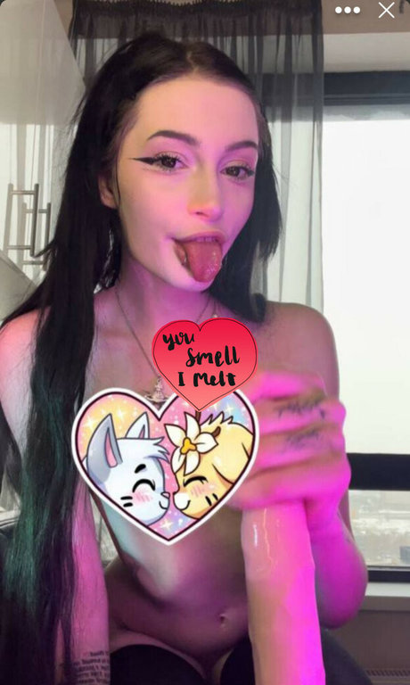 Ady Dark modèle sympa galerie