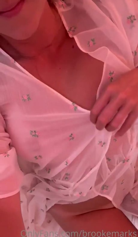 Brooke Marks haut étoile des photos