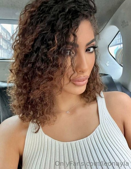 leonayla modelo de alta calidad imagen