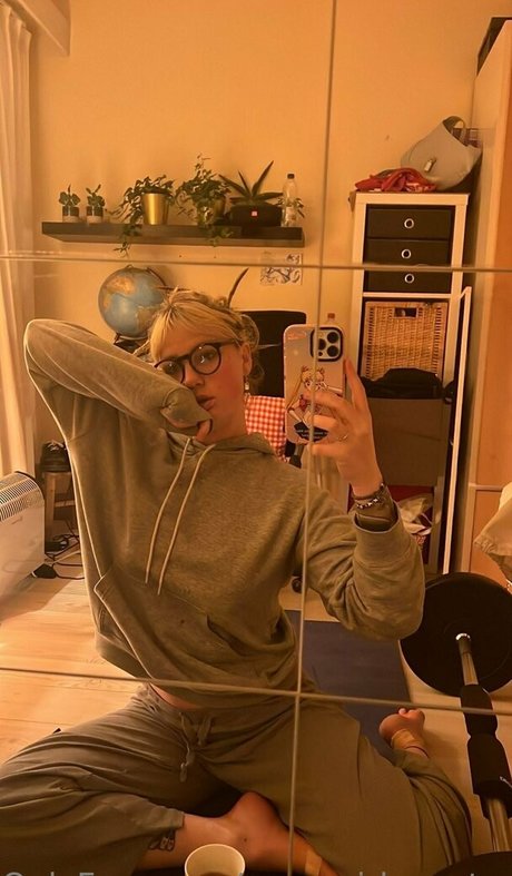 tweetylau actrice porno photo