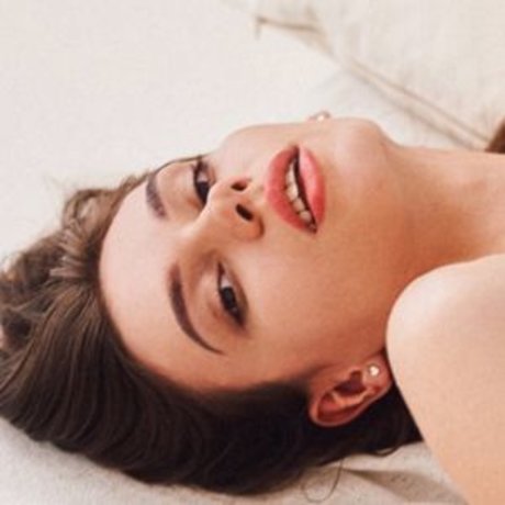 Amy Karamel xxx étoile img