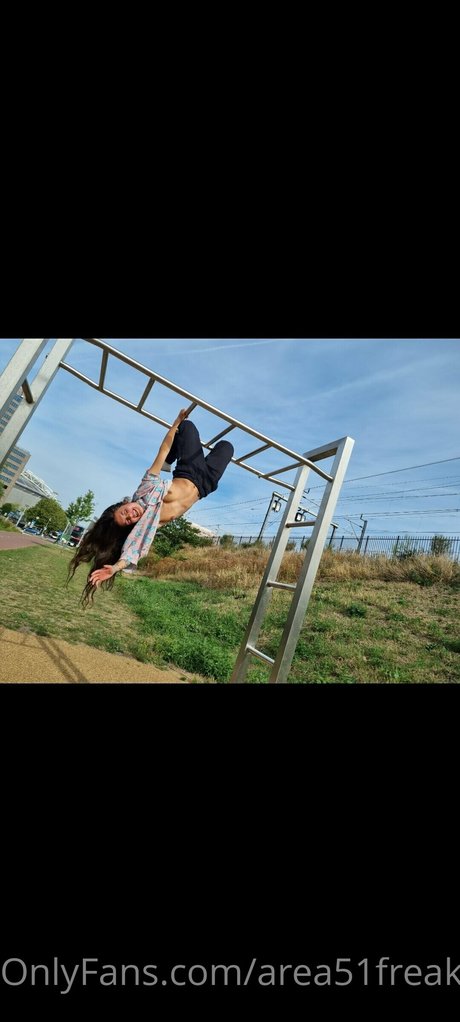 Area51Freak star du porno chaud galerie