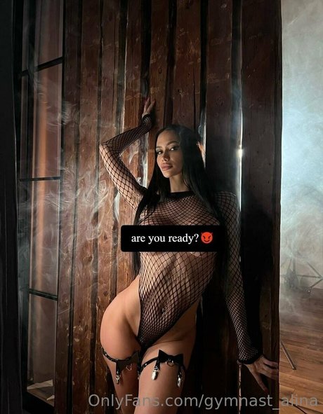 gymnast alina étoile nue collection