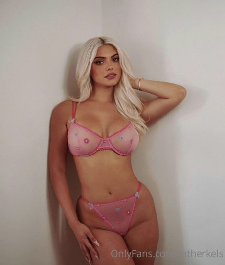 Kelsey Calemine actrice adulte img