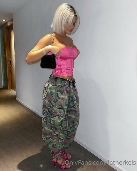 Kelsey Calemine porn actress pic