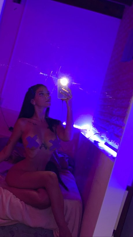 Belu Ottobri estrella porno exclusiva imágenes