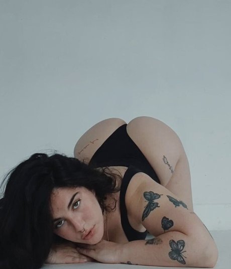 Camiraddd actrice hd archive