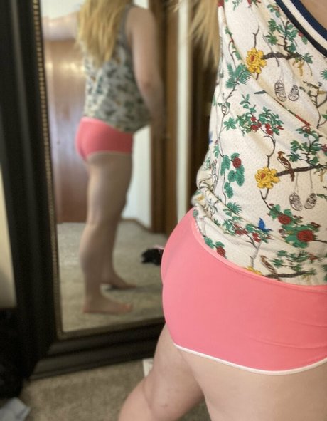 Scarlett Williams actrice hd img