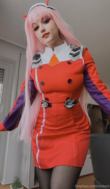 Niniitard actriz porno imagen