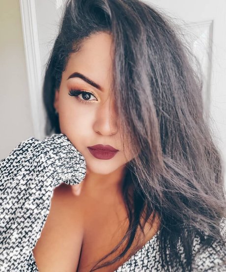 uilanibabe hermosa modelo galerías