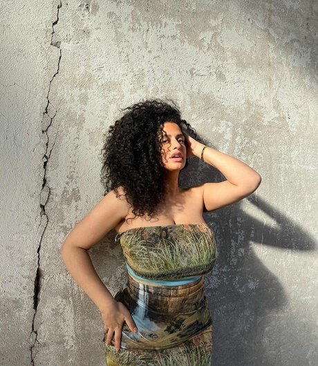 Anna Maria modèle sympa des photos