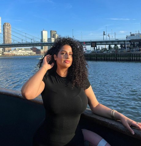 Anna Maria étoile sexy photos