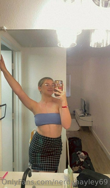 nerdyhayley69 actrice parfaite img