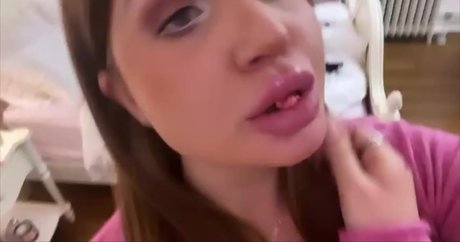 Elizabeth M modèle porno galeries