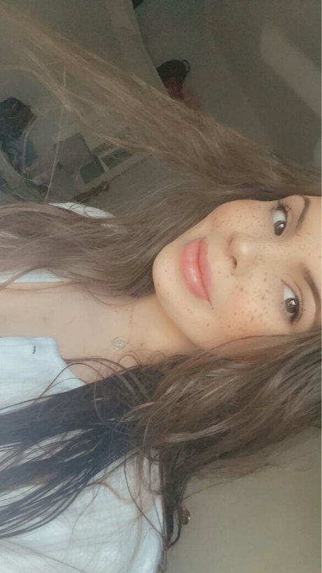 bigbuttbambii estrella desnuda foto