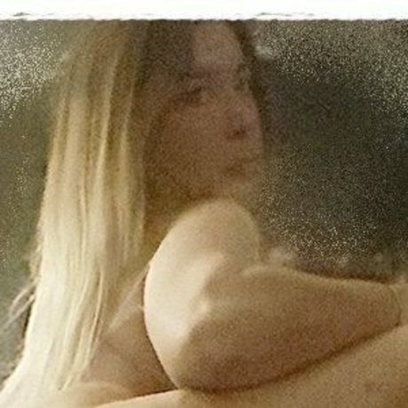 debboracarl estrella caliente imágenes