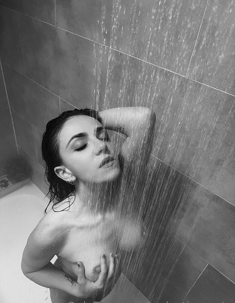 chicas spain étoile exclusive collection