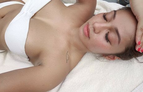 Sheila Snow desnudos de estrellas imagen