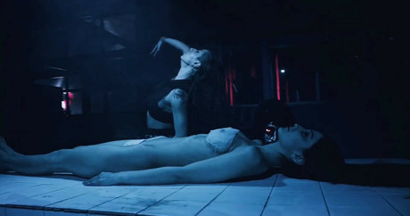 Vahide Bulu desnudos de estrellas porno galería