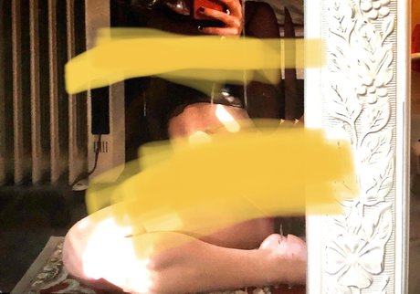 Casey Nixon estrella exclusiva galerías