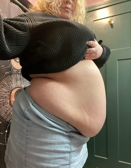 curvy anal onlyfans adult pictures