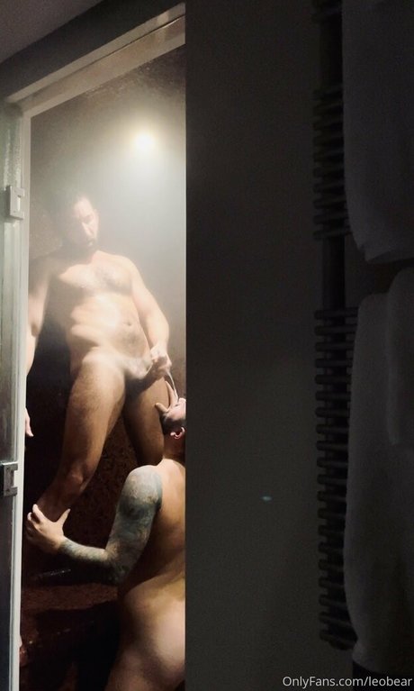 leobear star du porno exclusive galeries