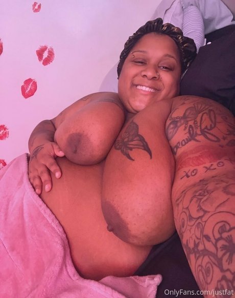 justfat modèle de haute qualité archive