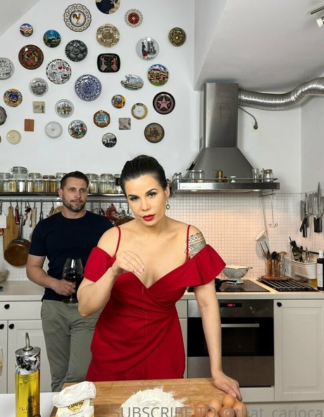 hotplaymatewife bonita estrella porno galería