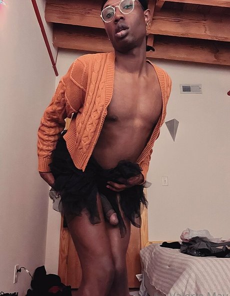 Itsvaleriemay étoile sexy collection