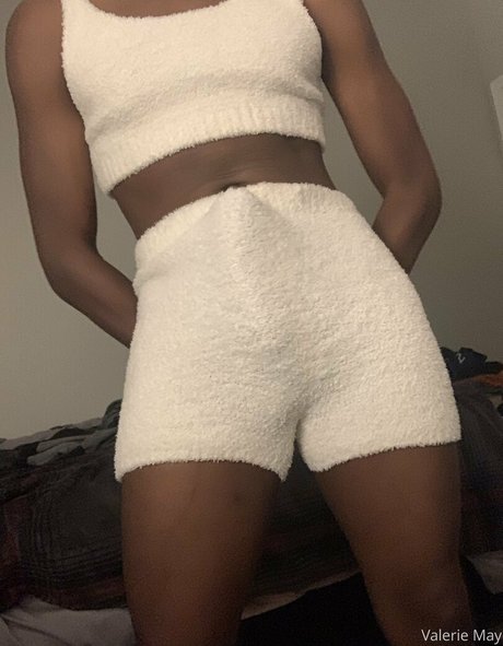 Itsvaleriemay actrice de grande qualité archive