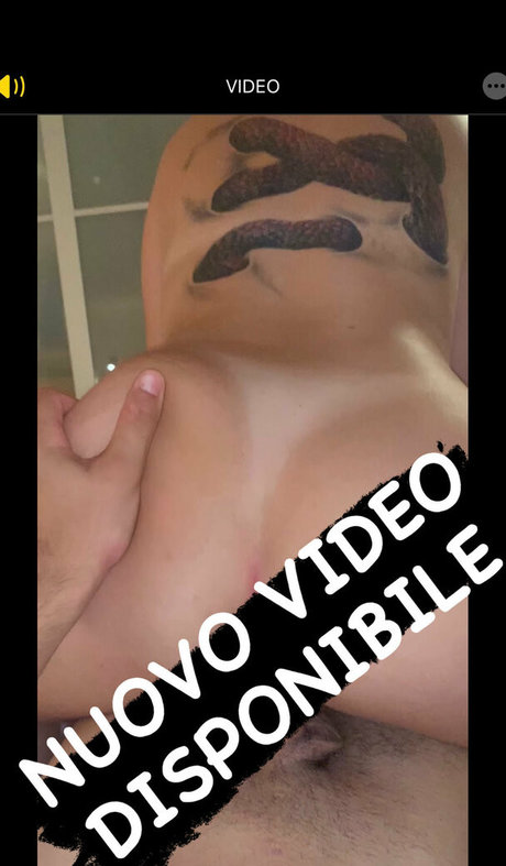 lararoxyrox star du porno en haute qualité galerie