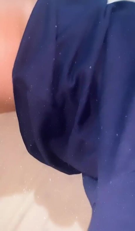 Bihter Tendu étoile nue galerie