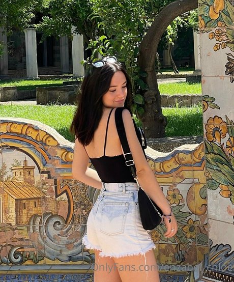 enzabel chloe modèle joli img