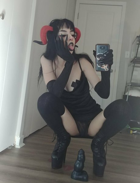 Tricksterkarkat estrella porno desnuda imágenes