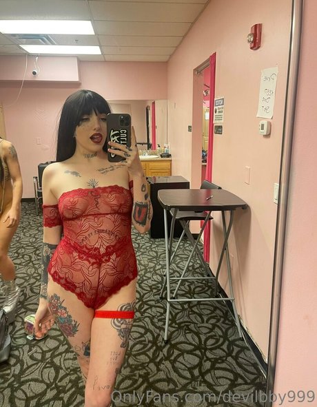 devilbby999 actrice de nus photo