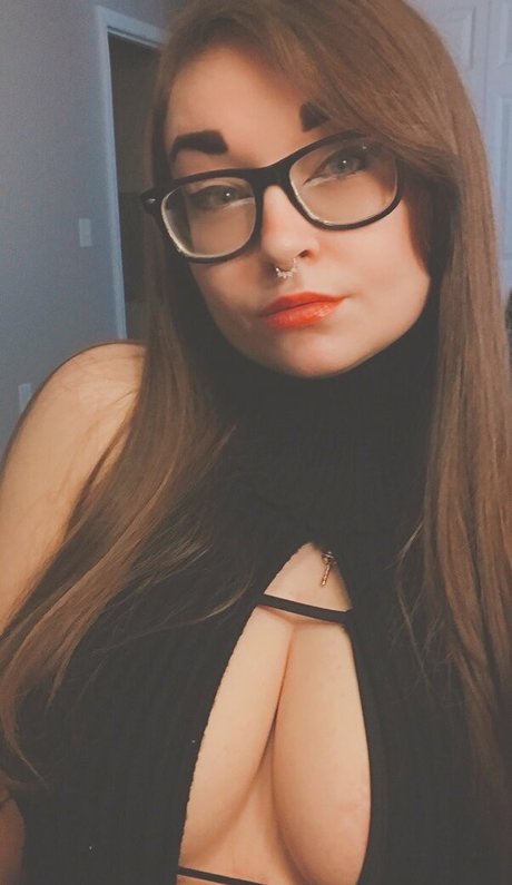 GothTamago estrella adulta galerías